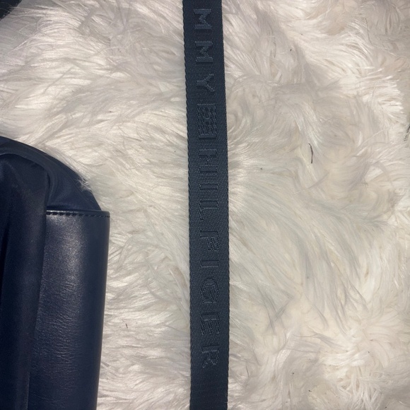 Tommy Hilfiger bag - Picture 5 of 8